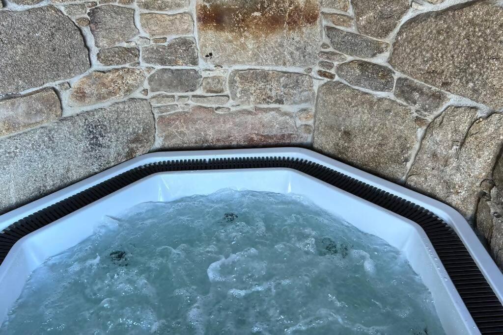 Гостьовий будинок Casa De Afora Casa Con Piscina Y Jacuzzi Privados Сантьяго-де-Компостела Екстер'єр фото